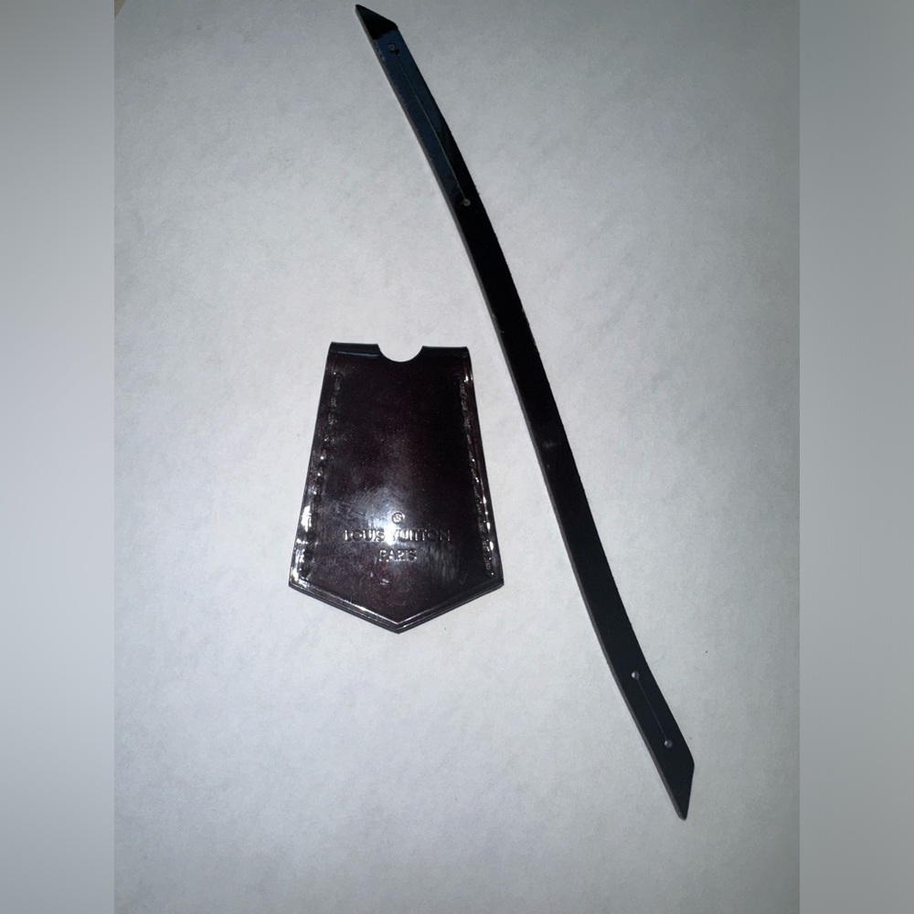 Louis Vuitton Clochette
